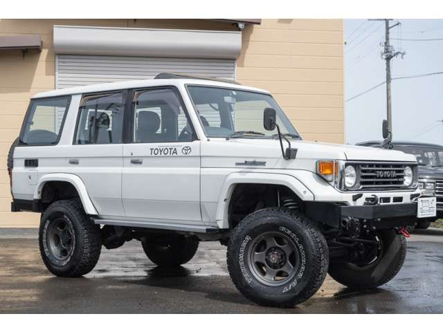 トヨタ ランドクルーザー70 4.2 ZX ディーゼル 4WD /本州関東