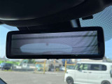 ★デジタルインナーミラー★車両後方カメラの映像をミラーに映すことで、後席に人や荷物があっても見ることができます!