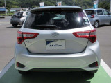 バックカメラが付いているので後方確認が非常にしやすいです。今や運転初心者も熟練者も必須装備!ついていて損はないですね♪