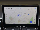 純正ナビを装備。タッチパネル式で使いやすく、お出かけもラクラクです。