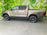 ハイラックス 2.4 Z ディーゼル 4WD 