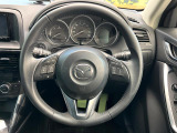 【ステアリングスイッチ】運転中、前方から目線をそらすことなく、オーディオ等の操作が可能な便利機能!安心&快適なドライブを演出してくれます♪