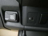 フロント中央部にはスマホ充電可能なUSB端子が付いています。