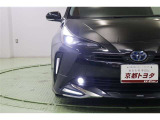 Black Edition仕様のブラック塗装されたBi-Beam LEDヘッドランプは精悍な印象です。オートライト・オートハイビームを装備しているので、面倒なヘッドライトの切替えは不要です。