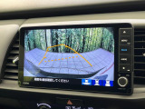【バックカメラ】駐車時に後方がリアルタイム映像で確認できます。大型商業施設や立体駐車場での駐車時や、夜間のバック時に大活躍!運転スキルに関わらず、今や必須となった装備のひとつです!