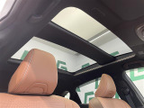 クラウンスポーツ 2.5 Z E-Four 4WD 本革シート