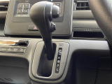 気になる車はすぐにお問い合わせください!画面右側の0066から始まる無料ダイヤルからお問い合わせ下さい!専門スタッフがお車のご質問にお答えいたします!