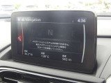 ナビSDカードはついてませんが、カープレイ対応なのでスマホ経由でナビは使えます!純正ナビSDも別途購入できます!