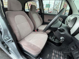 みなさまのお車選びのお手伝いをさせてください!スタッフ一同心よりご来店、お問い合わせをお待ちしております!