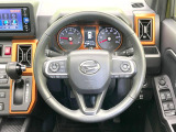 【ステアリングスイッチ】運転中、前方から目線をそらすことなく、オーディオ等の操作が可能な便利機能!安心&快適なドライブを演出してくれます♪