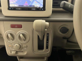 気になる車はすぐにお問い合わせください!画面右側の0066から始まる無料ダイヤルからお問い合わせ下さい!専門スタッフがお車のご質問にお答えいたします!