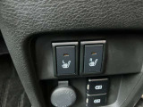 運転席・助手席シートヒーターを装備していて、寒い時期の走り出しも、暖かく運転してもらえます