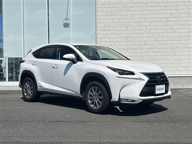 NX 300h Iパッケージ 4WD 本革シート