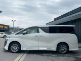 スリークロス滋賀店は自社の大型整備工場と提携しております!御購入後の修理・車検等のアフタフォローも充実です!
