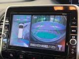 【アラウンドビューモニター】専用のカメラにより、上から見下ろしたような視点で360度クルマの周囲を確認することができます☆死角部分も確認しやすく、狭い場所での切り返しや駐車もスムーズに行えます。