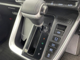 気になる車はすぐにお問い合わせください!画面右側の0066から始まる無料ダイヤルからお問い合わせ下さい!専門スタッフがお車のご質問にお答えいたします!