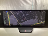 狭い場所での駐車やすれ違いなどでより的確な運転操作に役立つ360°ビューモニターが装備されています。