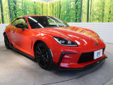 大好評のボディコーティング「弾スプラッシュコート」もご納車までに施工可能。通常のガラスコートと異なる、耐久年数6年の無機質ガラスコーティングが、ボディをキレイな状態に保ってくれます。