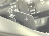 【パドルシフト(AT車)】MT車と同じように好きなギアで走ることができます!ステアリングから手を離さずに指先だけでシフト操作ができ、よりスポーティな走りをお楽しみいただけます。