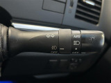 【オートライト(AUTO)】外の明るさをシステムが感知して、自動でヘッドライトが点灯します!ヘッドライトをつけ忘れを防ぐ便利機能です。