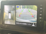 【アラウンドビューモニター】専用のカメラにより、上から見下ろしたような視点で360度クルマの周囲を確認することができます☆死角部分も確認しやすく、狭い場所での切り返しや駐車もスムーズに行えます。