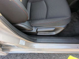 お客様に安心してお乗り頂けるように、ご納車前には車両の点検と消耗部品の交換をさせて頂きます.
