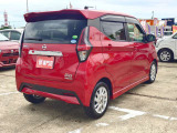 【保険】自動車保険のスペシャリストがお客様の立場になってお客様に最適な自動車保険のご提案や万が一の時の事故対応にあたりますので、ご安心ください。