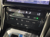 気になる車はすぐにお問い合わせください!画面右側の0066から始まる無料ダイヤルからお問い合わせ下さい!専門スタッフがお車のご質問にお答えいたします!