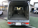 お車でお越しの際は、【東名・厚木IC】【圏央道・厚木南IC】より、R129を平塚方向へまっすぐ3〜4km(約10分程)です。