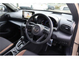 前席全体 目線も高く広い視界で安心して運転することができますね!