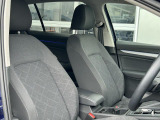 ◎高さ調整式シート(運転席/助手席)