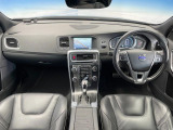 V60 T6 AWD Rデザイン4WD 