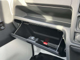 とっても大きくて使いやすいですよ!他にも収納が充実しているので小物もスッキリ収まります♪