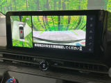 【アラウンドビューモニター】専用のカメラにより、上から見下ろしたような視点で360度クルマの周囲を確認することができます☆死角部分も確認しやすく、狭い場所での切り返しや駐車もスムーズに行えます。
