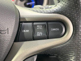【クルーズコントロール】高速道路もラクラク走行。アクセルを離しても一定速度で走行ができ、長距離運転時の負担を軽減!加速・減速も簡単なスイッチ操作で調整できます。