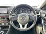 【純正革巻きステアリング】上質な革を使用することで、手にしっかり馴染みとても運転しやすいハンドルです♪