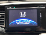 【メーカー純正ナビ】インテリアに溶け込むスタイリッシュな「専用設計」メーカーナビを装備♪視認性や操作性など基本性能にも優れ、より上質なカーライフをお楽しみいただけます。