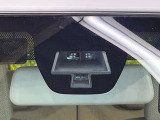 【スズキ セーフティサポート】走行中に前方の車両等を認識し、衝突しそうな時は警報とブレーキで衝突回避と被害軽減をアシスト。より安全にドライブをお楽しみいただけます。