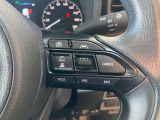クルーズコントロール付いておりますので高速道路での運転もらくらくです!!