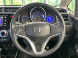 【ステアリングスイッチ】運転中、前方から目線をそらすことなく、オーディオ等の操作が可能な便利機能!安心&快適なドライブを演出してくれます♪