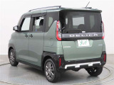 デリカミニ T プレミアム 4WD 