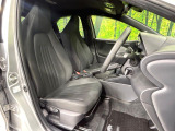 運転席シート廻りは使用感も少なく、良好な状態となっています。丁寧に使われていたことがよくわかりますね。