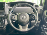 【純正革巻きステアリング】上質な革を使用することで、手にしっかり馴染みとても運転しやすいハンドルです♪