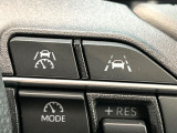 【レーダークルーズコントロール】高速道路での長距離走行が楽に!!自動で速度を保つクルーズコントロールが、衝突軽減システムと連携し、前方の車両を感知して車間を保つように速度調節してくれます!!