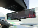 スマートルームミラー☆車体の後ろに取り付けたカメラで後方の様子を写し、その画像を提供します!