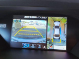 全方位カメラ装備、車庫入や狭い路地などは役に立ちます。