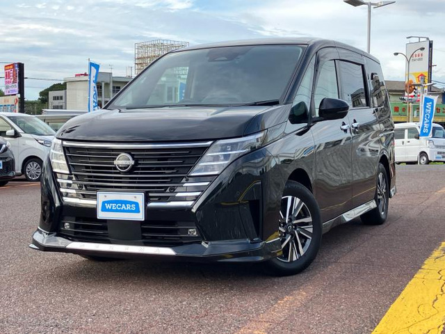 セレナ1.4 e-POWER ハイウェイスター V