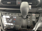 気になる車はすぐにお問い合わせください!画面右側の0066から始まる無料ダイヤルからお問い合わせ下さい!専門スタッフがお車のご質問にお答えいたします!