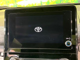【ディスプレイオーディオ】お手持ちのスマートフォンとの連携で、ナビや音楽再生など各種アプリを使用可能。スマホに近い感覚でお使いいただけます♪