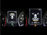 コーナーセンサーを車の前後に装備。障害物までの距離に応じて警告音を変えてお知らせ。縦列駐車時や駐車場・車庫等での取り回しをサポートします。詳細は販売店スタッフまでお尋ね下さい。